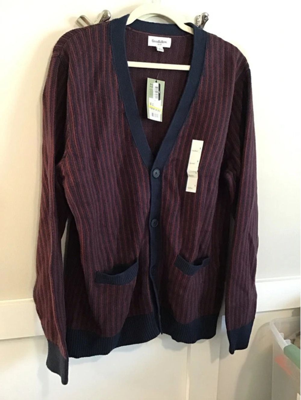 Men’s large Goodfellow button front cardigan, new